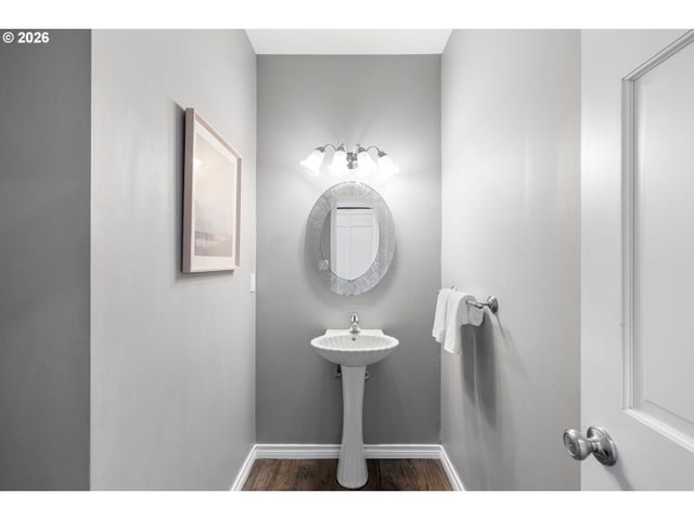 9331 Nw OLD SKYLINE Blvd, Portland, OR 97231