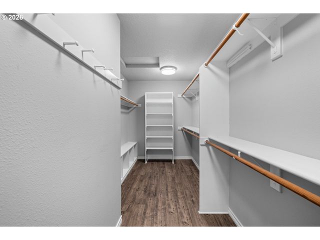 9331 Nw OLD SKYLINE Blvd, Portland, OR 97231