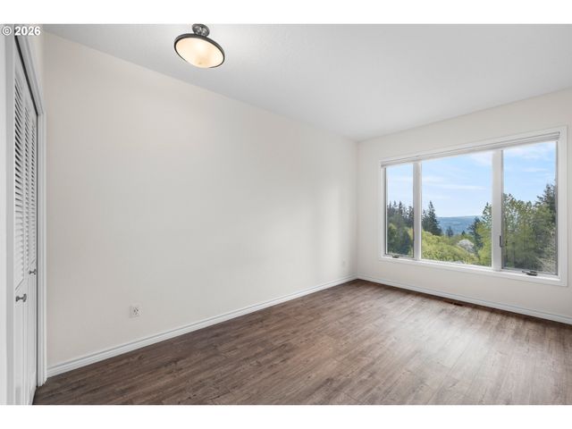 9331 Nw OLD SKYLINE Blvd, Portland, OR 97231