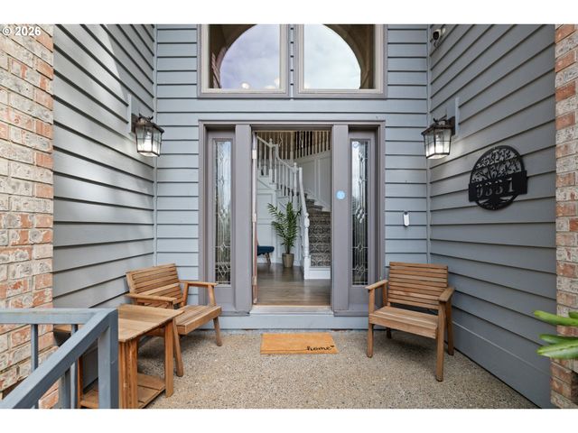 9331 Nw OLD SKYLINE Blvd, Portland, OR 97231