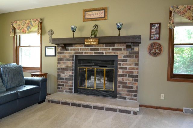 2601 S Brookland ROAD, New Berlin, WI 53151