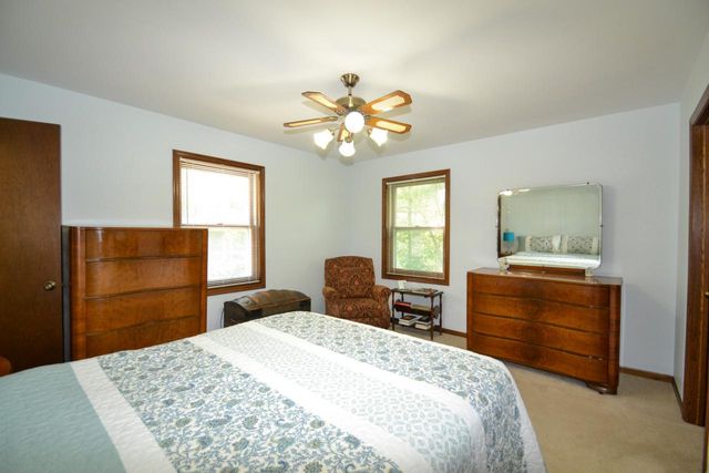 2601 S Brookland ROAD, New Berlin, WI 53151