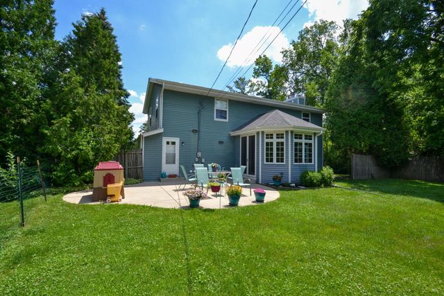 2601 S Brookland ROAD, New Berlin, WI 53151