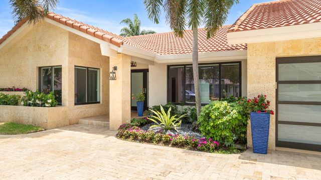 10506 NW 7th Court, Plantation, FL 33324