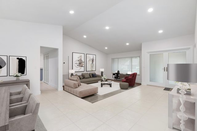 10506 NW 7th Court, Plantation, FL 33324