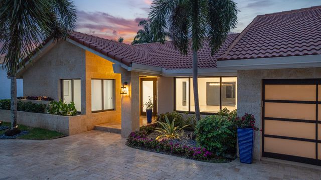 10506 NW 7th Court, Plantation, FL 33324