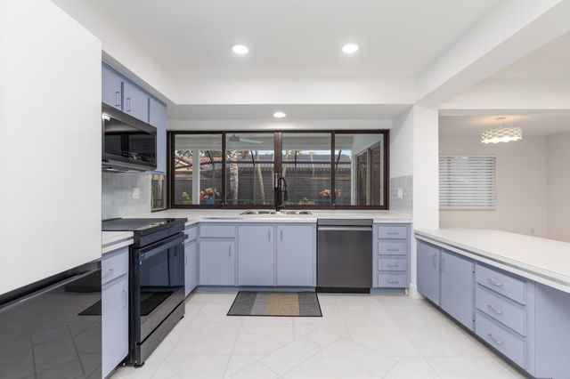 10506 NW 7th Court, Plantation, FL 33324