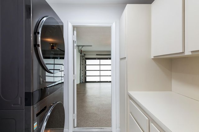 10506 NW 7th Court, Plantation, FL 33324
