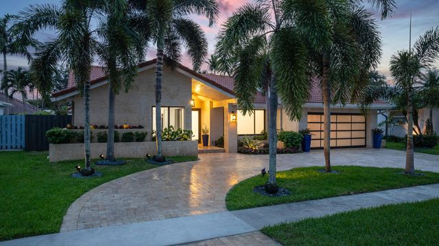 10506 NW 7th Court, Plantation, FL 33324