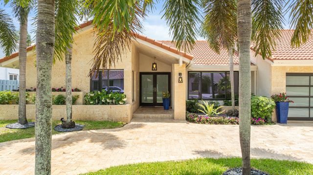 10506 NW 7th Court, Plantation, FL 33324