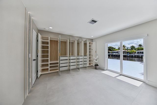 411 SE 2nd Avenue, Pompano Beach, FL 33060