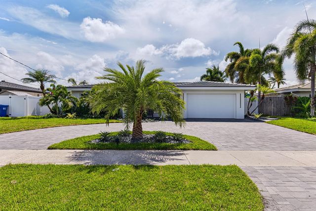 411 SE 2nd Avenue, Pompano Beach, FL 33060