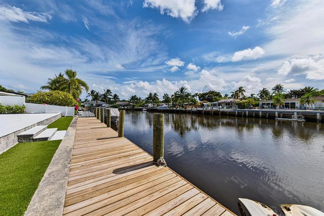 411 SE 2nd Avenue, Pompano Beach, FL 33060