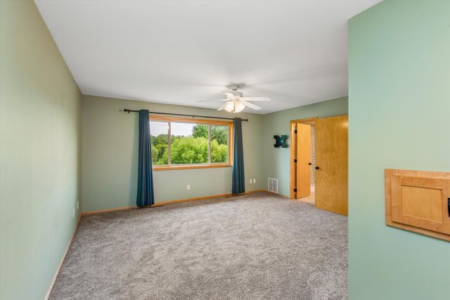 19925 English Court, Farmington, MN 55024