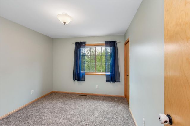 19925 English Court, Farmington, MN 55024