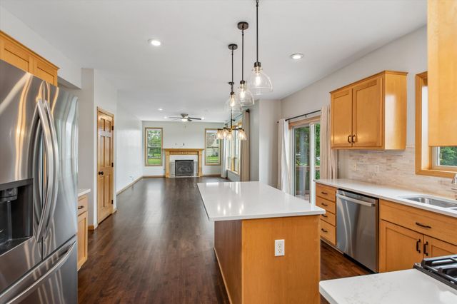 19925 English Court, Farmington, MN 55024
