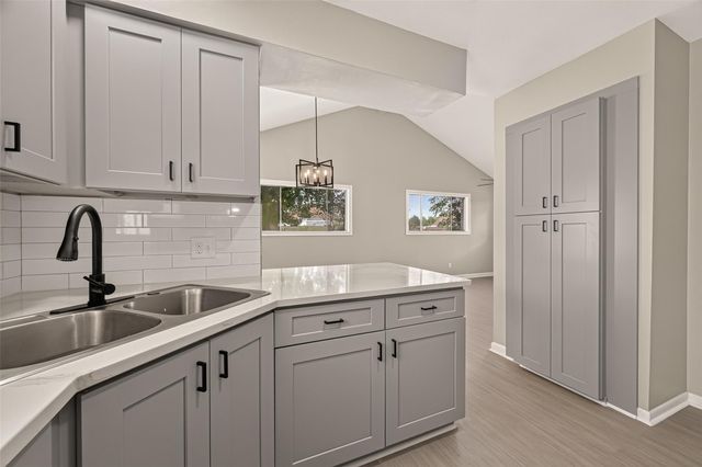 5923 Heatherbrook Drive, Houston, TX 77085