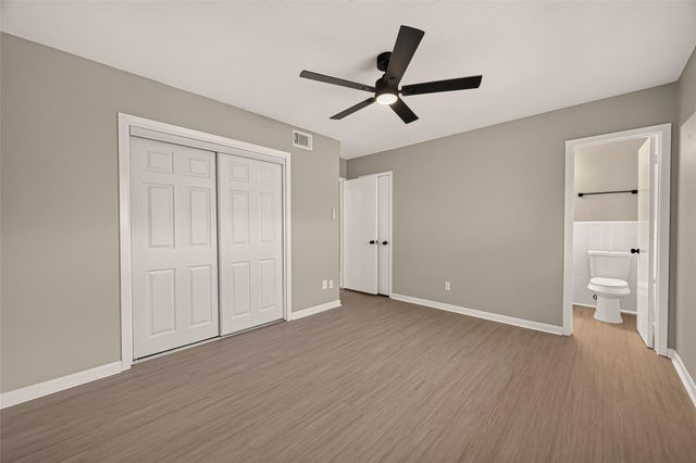 5923 Heatherbrook Drive, Houston, TX 77085