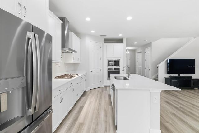 14806 SUMMER BRANCH DRIVE, Lithia, FL 33547