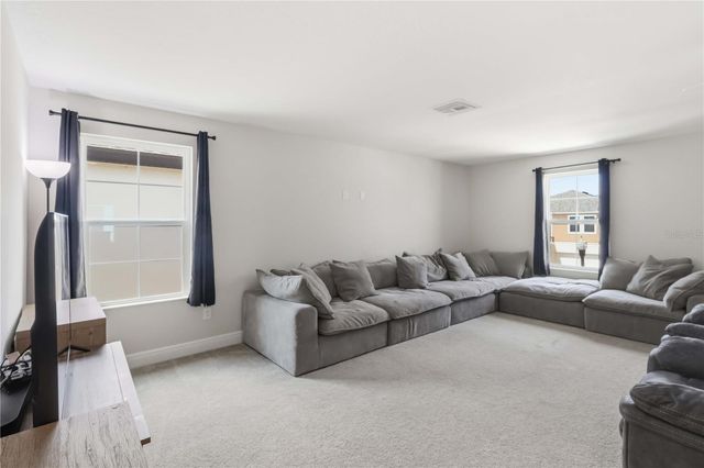 14806 SUMMER BRANCH DRIVE, Lithia, FL 33547