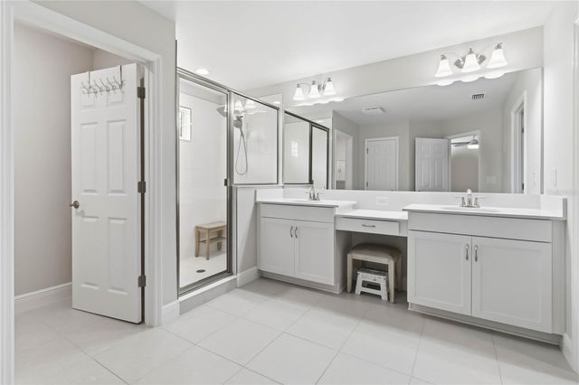 14806 SUMMER BRANCH DRIVE, Lithia, FL 33547