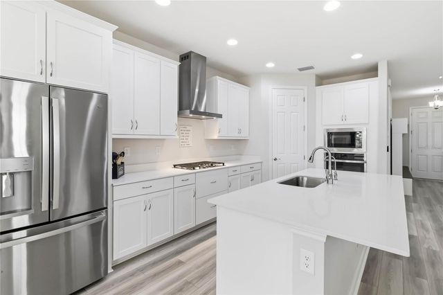 14806 SUMMER BRANCH DRIVE, Lithia, FL 33547