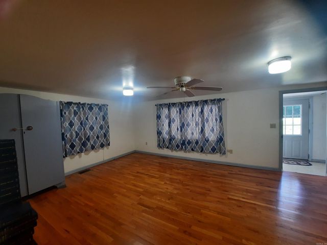 201 S Hwy 5, Mountain View, AR 72560