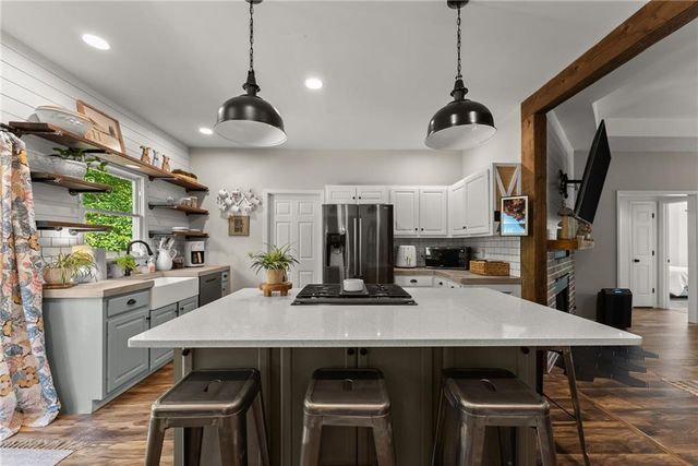 2955 Pilgrim Mill Road, Cumming, GA 30041