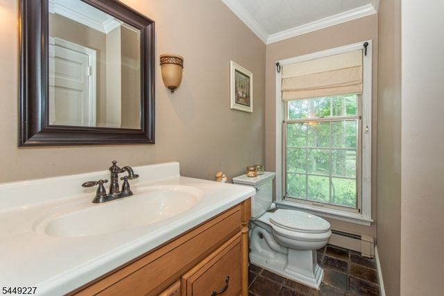 1 Green Rd, Sparta Twp., NJ 07871