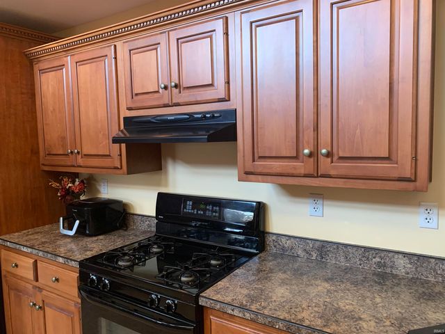 4830 Cook Road, Fort Wayne, IN 46818