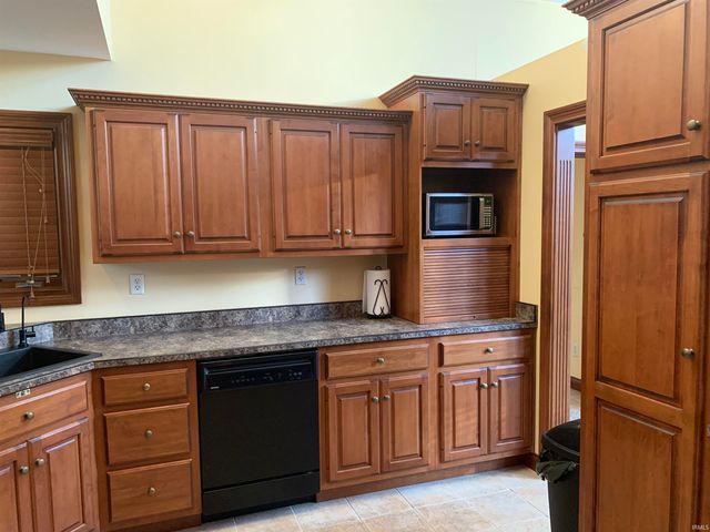 4830 Cook Road, Fort Wayne, IN 46818