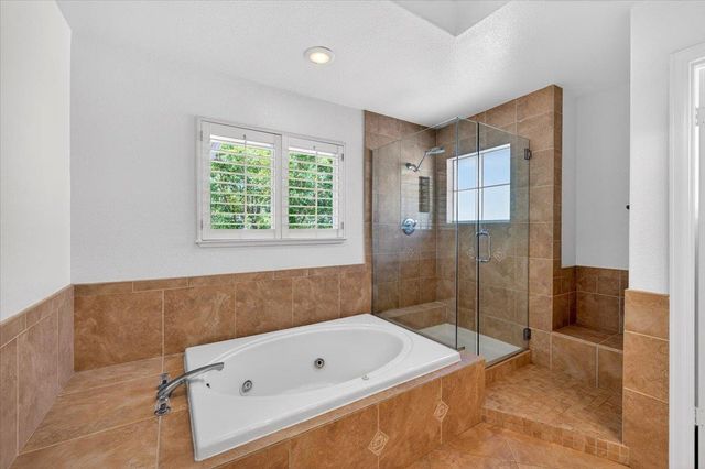 545 Mill River Ln, San Jose, CA 95134