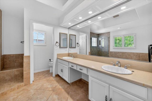 545 Mill River Ln, San Jose, CA 95134