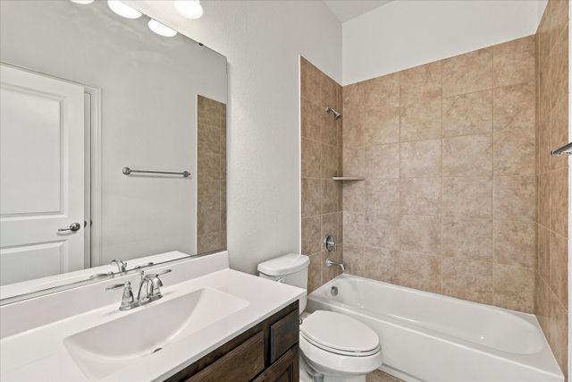 209 Blackberry Way, Denton, TX 76210