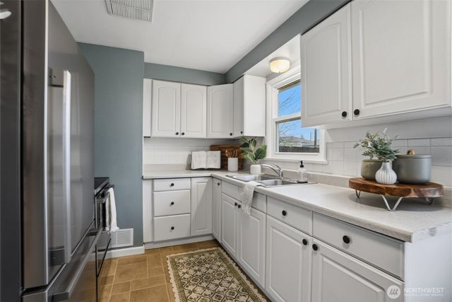 2012 Nipsic Avenue, Bremerton, WA 98310