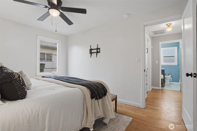 2012 Nipsic Avenue, Bremerton, WA 98310