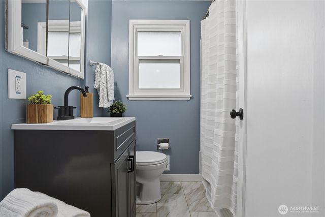 2012 Nipsic Avenue, Bremerton, WA 98310