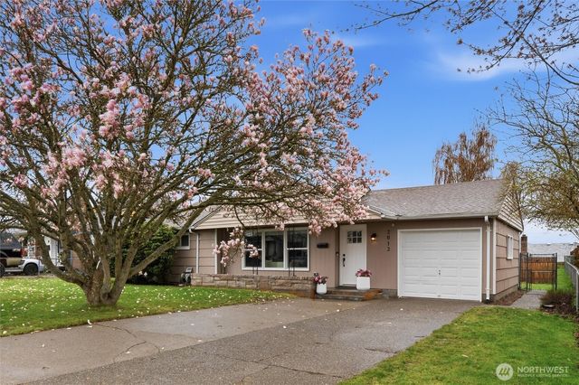 2012 Nipsic Avenue, Bremerton, WA 98310