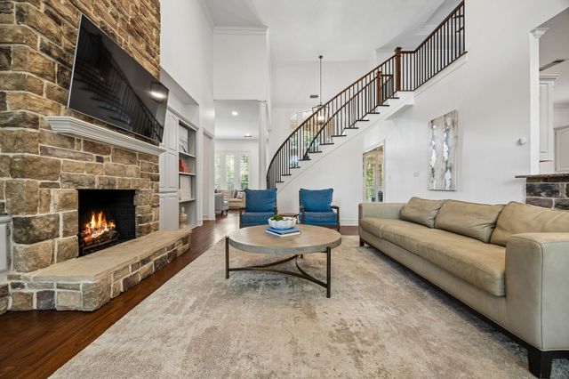 2865 Woodhollow Drive, Highland Village, TX 75077