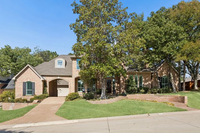 2865 Woodhollow Drive, Highland Village, TX 75077