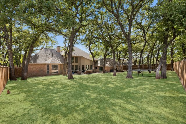2865 Woodhollow Drive, Highland Village, TX 75077