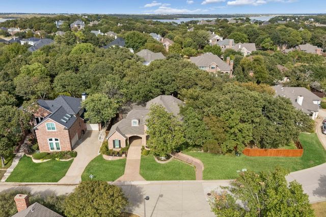 2865 Woodhollow Drive, Highland Village, TX 75077