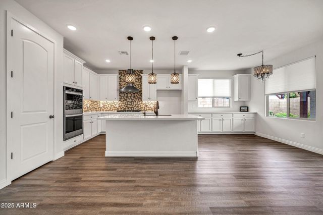 14338 W REDFIELD Road, Surprise, AZ 85379