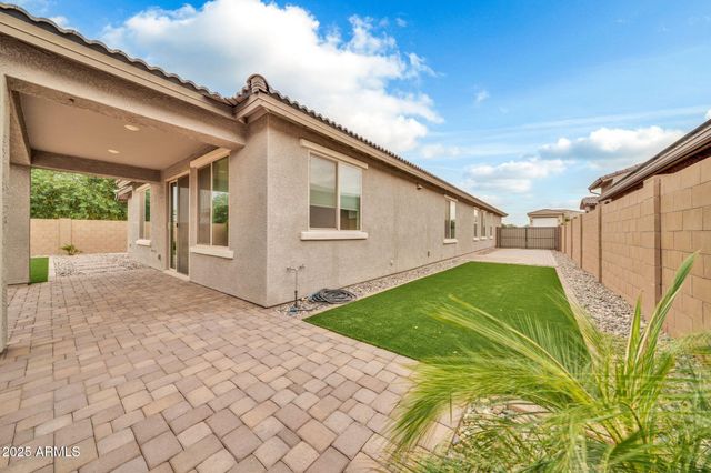 14338 W REDFIELD Road, Surprise, AZ 85379