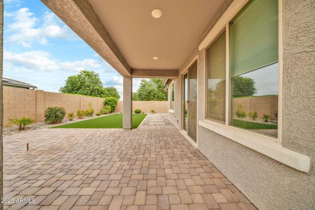 14338 W REDFIELD Road, Surprise, AZ 85379
