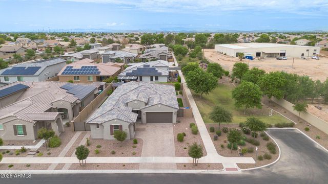 14338 W REDFIELD Road, Surprise, AZ 85379