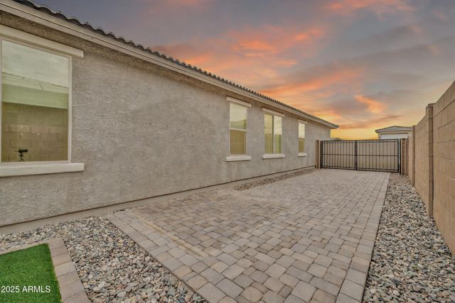 14338 W REDFIELD Road, Surprise, AZ 85379
