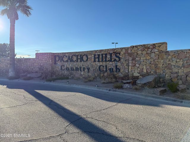 8052 Renoir Loop, Las Cruces, NM 88007