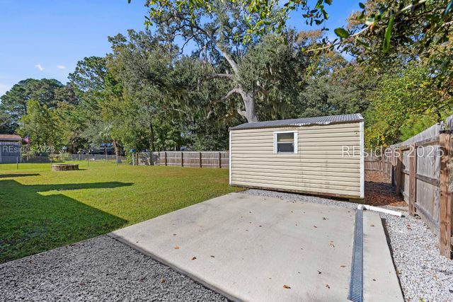 3057 Huron Dr, Beaufort, SC 29902