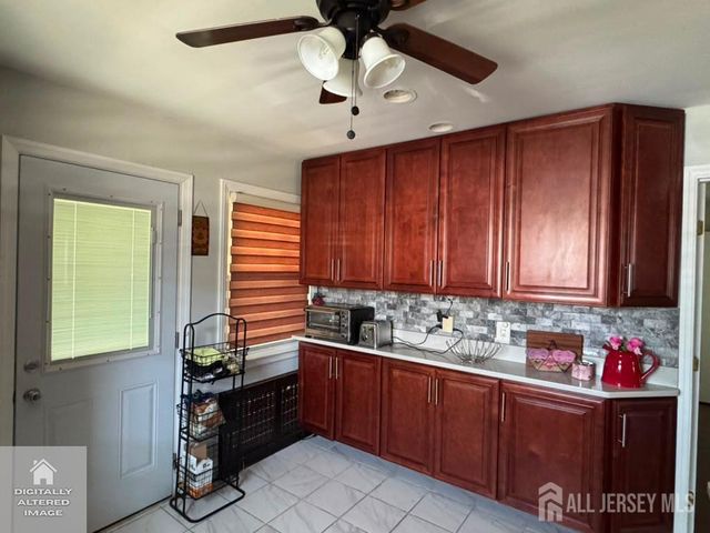 329 Ford Ave Avenue, Fords, NJ 08863